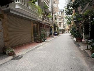 Nhà đẹp khu víp hào nam trung tâm đống đa  diện tích rộng  gần phố sổ đẹp hai thoáng dân xây