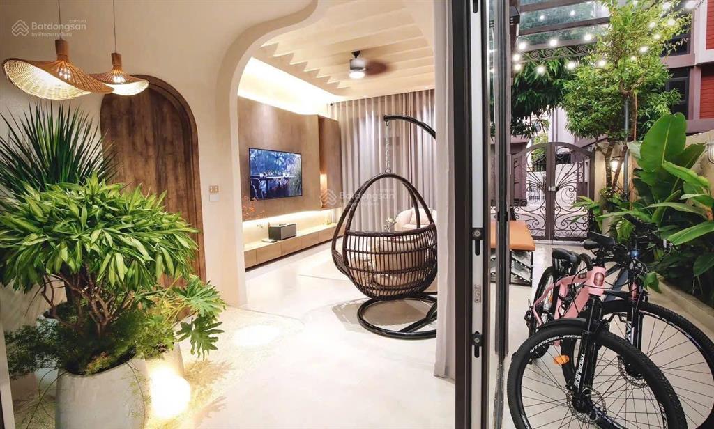 Chính chủ bán nhà xã đàn  kim liên  phạm ngọc thạch 75m2 5tầng gia chào 11tỷ, 3 thoáng, ngõ thông