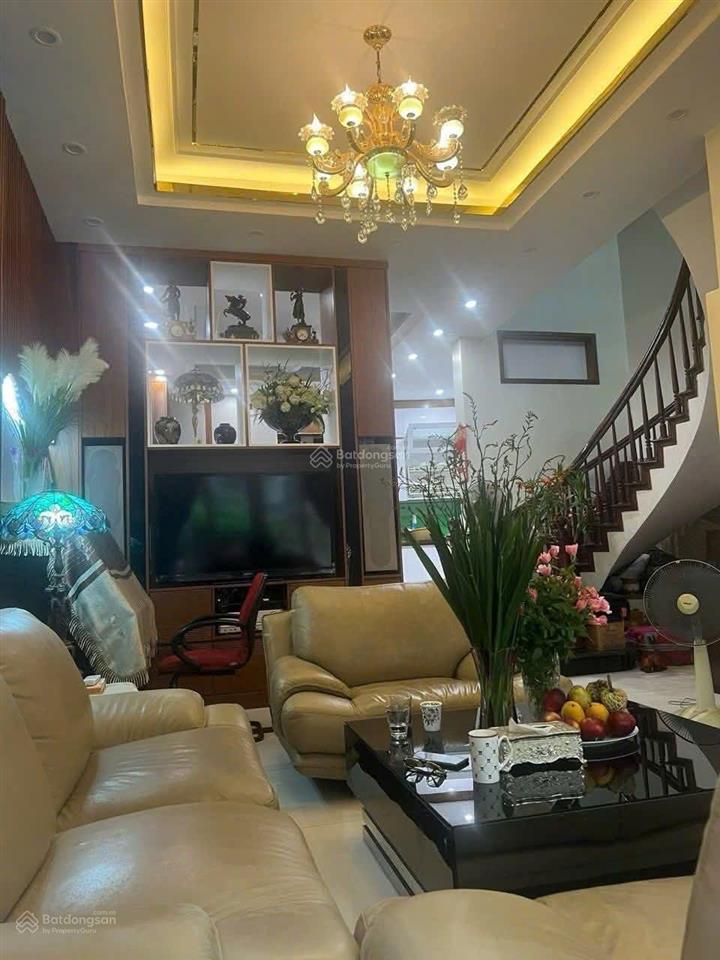 Nhà đẹp khu vip hào nam  trung tâm đống đa  diện tích rộng  gần phố sổ đẹp  hai thoáng dân xây