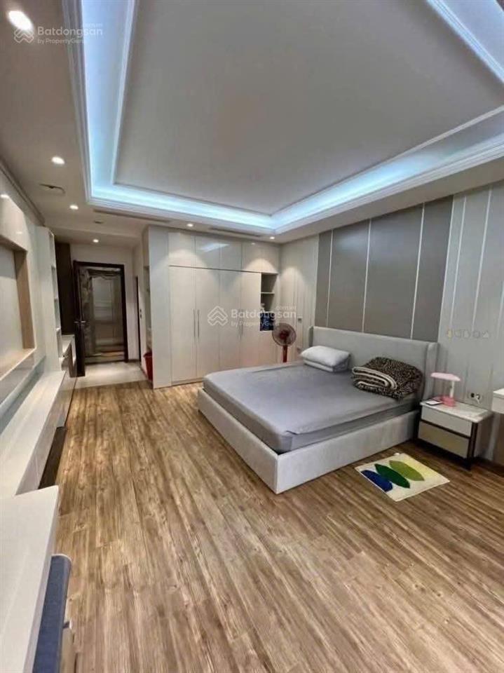 10 tỷ nhà đẹp giang văn minh  đội cấn  ba đình 50m2 6 tầng thang máy ngõ thông ba gác tránh