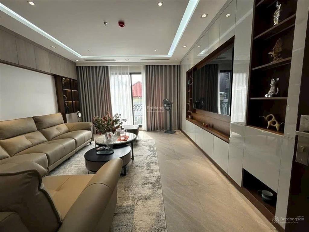 10 tỷ nhà đẹp giang văn minh  đội cấn  ba đình 50m2 6 tầng thang máy ngõ thông ba gác tránh
