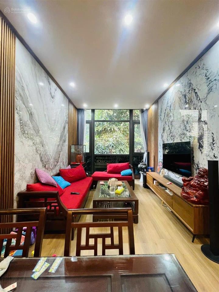 Giảm nửa tỷ bán nhanh nhà phố xã đàn  vị trí cực đẹp thoáng sáng  trước nhà 5m  10m ra mặt phố