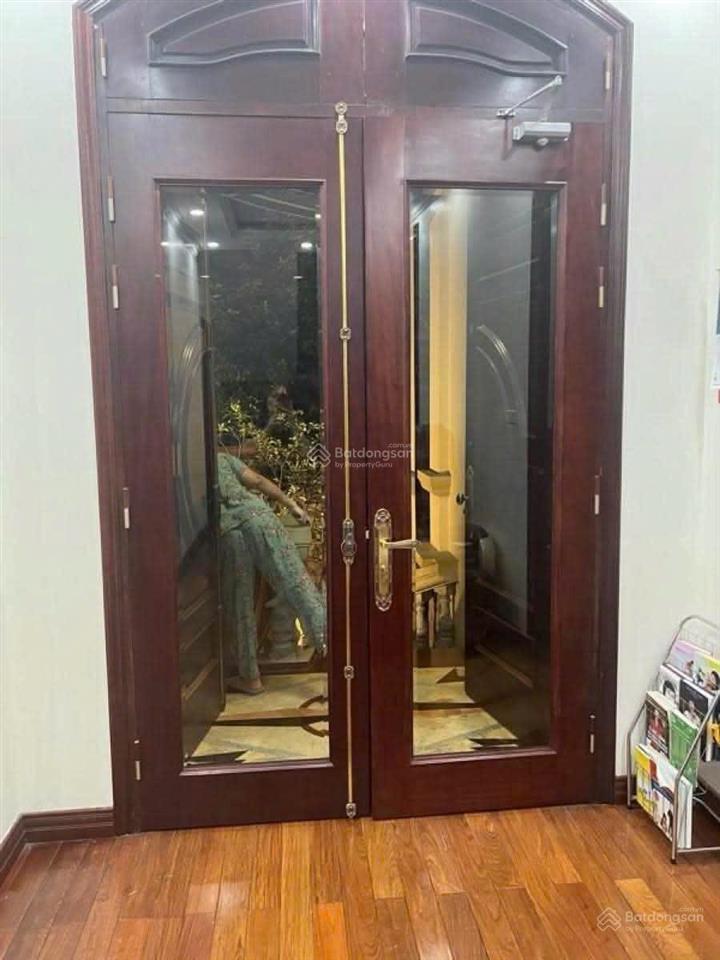 Bán nhà giảng võ  hào nam 85m2 trung tâm ba đình  nhà dân xây còn chắc chắn hai thoáng vĩnh viễn