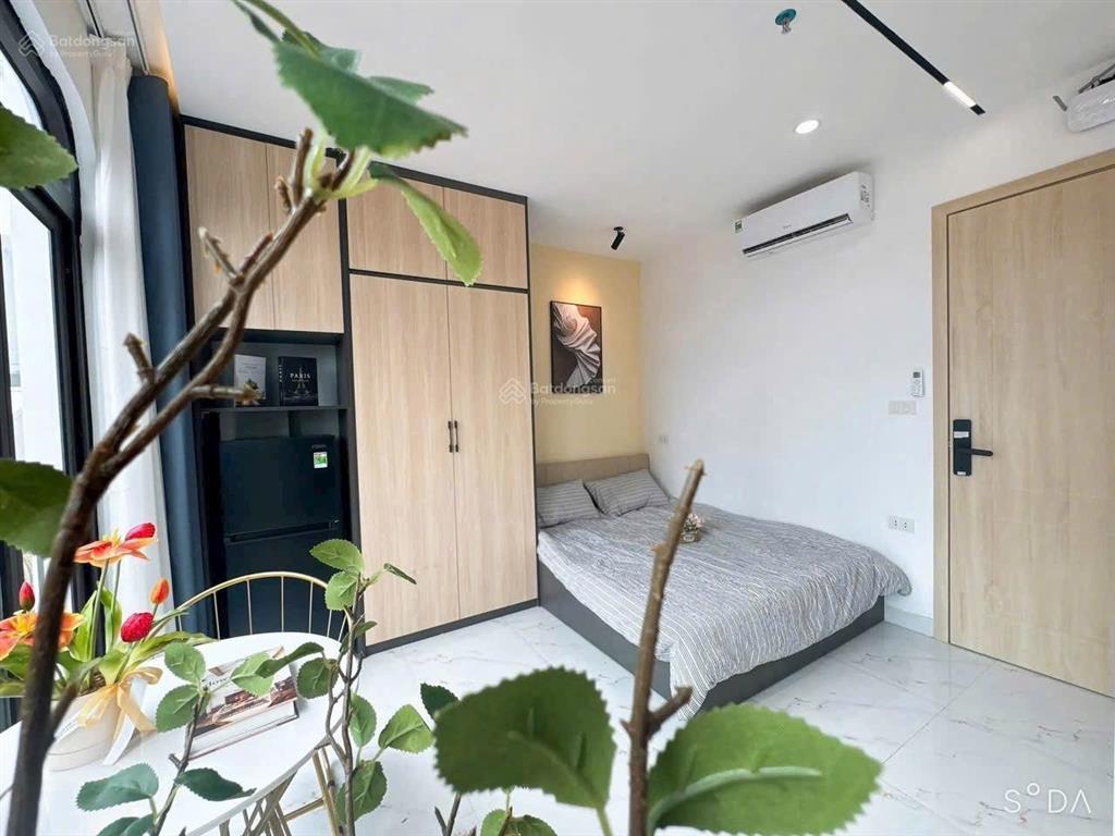 Nhà đẹp khu nam đồng xã đàn  đống đa  xây mới  thang máy  ô tô đỗ cổng  30m ra phố  ngõ nông