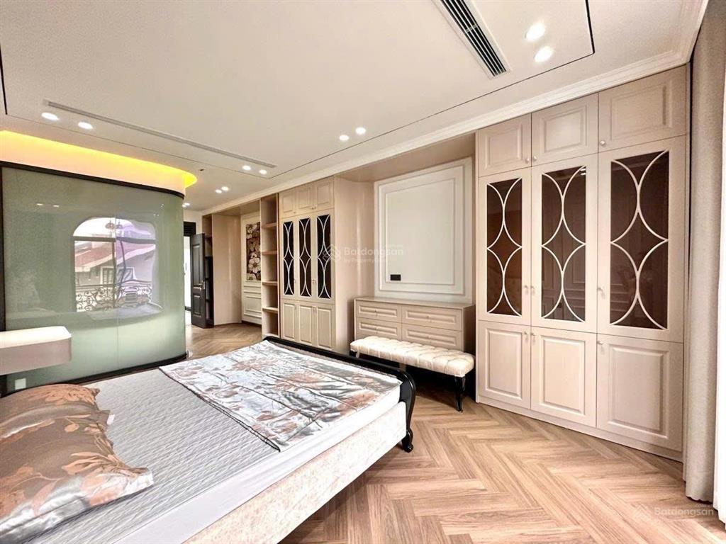 Cần bán nhà phố hoàng cầu  trần quang diệu 55m2 6 tầng 10m ra ô tô tránh  nhà hai thoáng cực đẹp