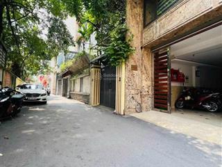 Bán gấp nhà khu hoàng cầu 65m, gần quận uỷ đống đa hai mặt thoáng  ngõ ô tô 7 tầng xây mới .