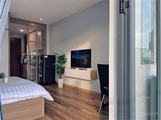 Studio chdv trung tâm quận 7 đẹp xinh, giá hợp lý