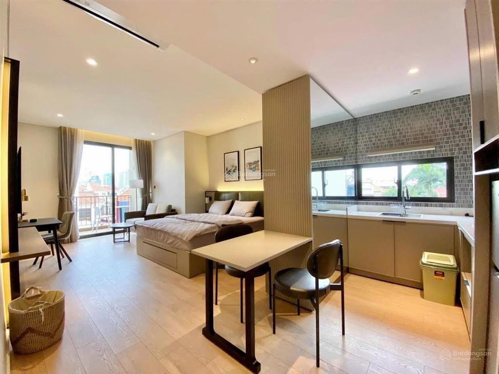 Studio full nội thất trung tâm quận 7