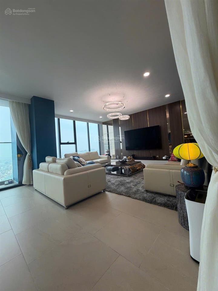 Bán căn penthouse đẳng cấp tòa lancaster luminaire đống đa, dt 300m2* giá 85 tỷ