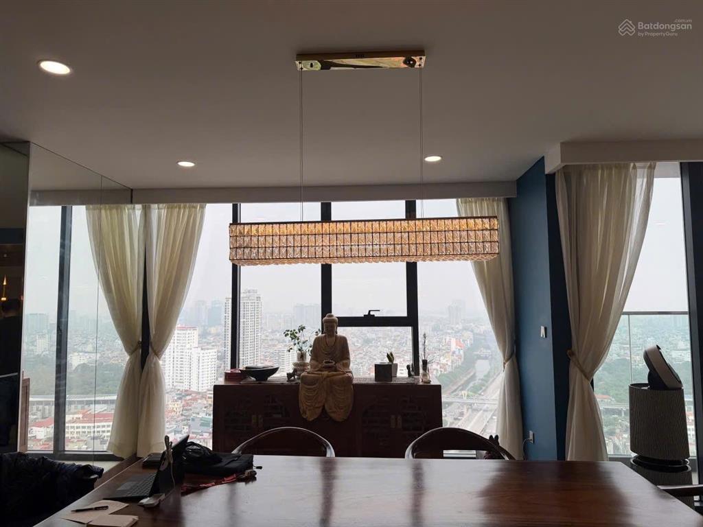 Bán căn penthouse đẳng cấp tòa lancaster luminaire đống đa, dt 300m2* giá 85 tỷ