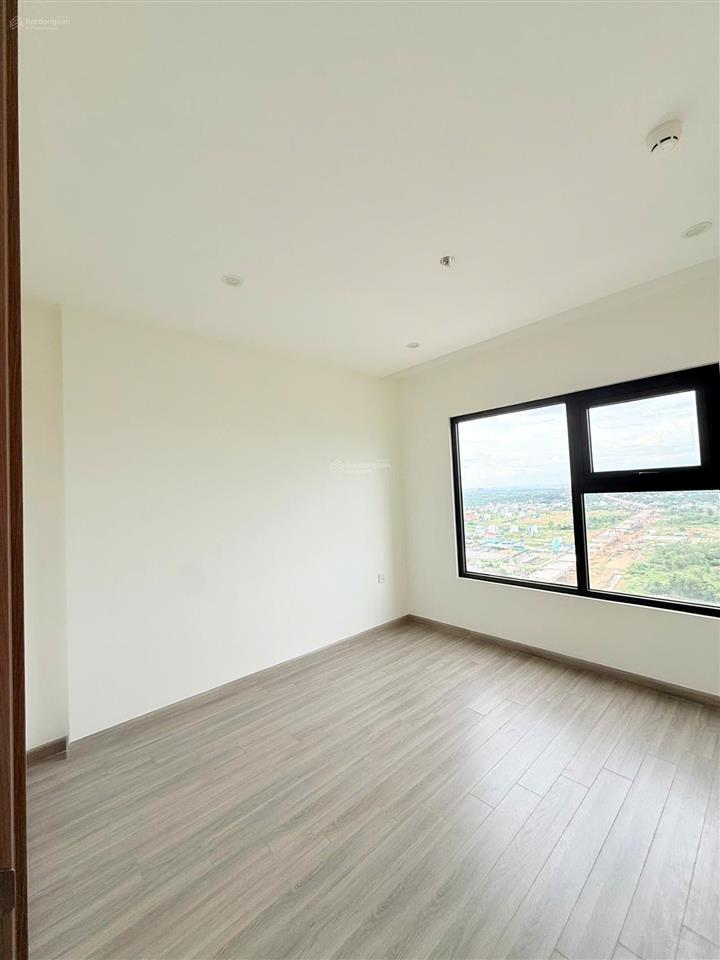 Giá cực tốt 3pn mua mới từ cđt vinhomes grand park pk the beverly solari giá chỉ 4,542 tỷ