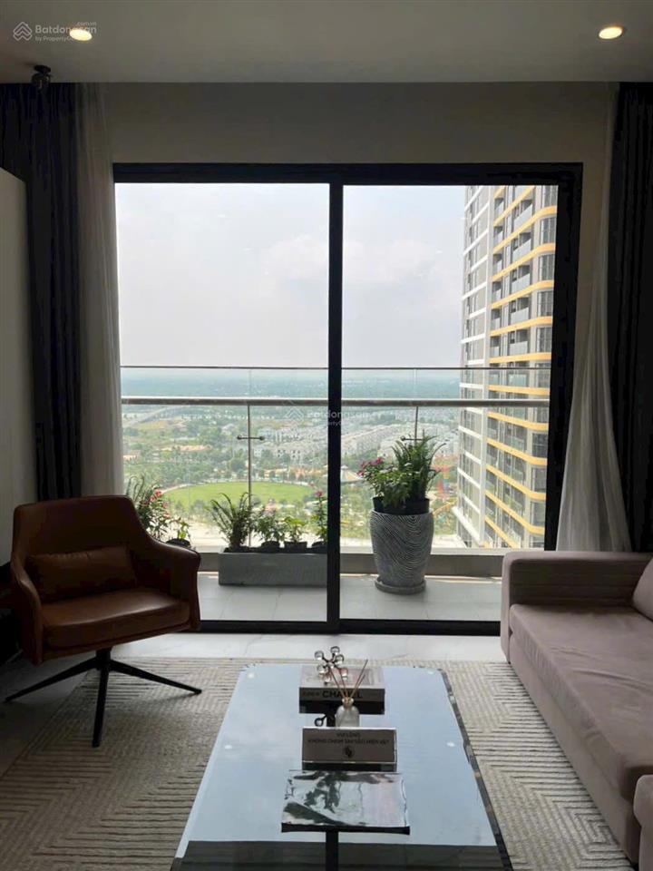 The opus one  vinhomes grand park 2pn 2wc 80m2 tầng trung giá cực tốt nhà mới 100%