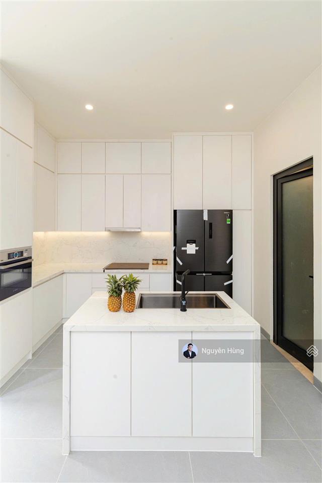 Nhà phố giãn xây vinhomes green city 1 trệt 3 lầu giá chỉ 4,1 tỷ đô thị all in one