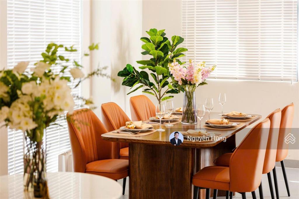 Nhà phố giãn xây vinhomes green city 1 trệt 3 lầu giá chỉ 4,1 tỷ đô thị all in one