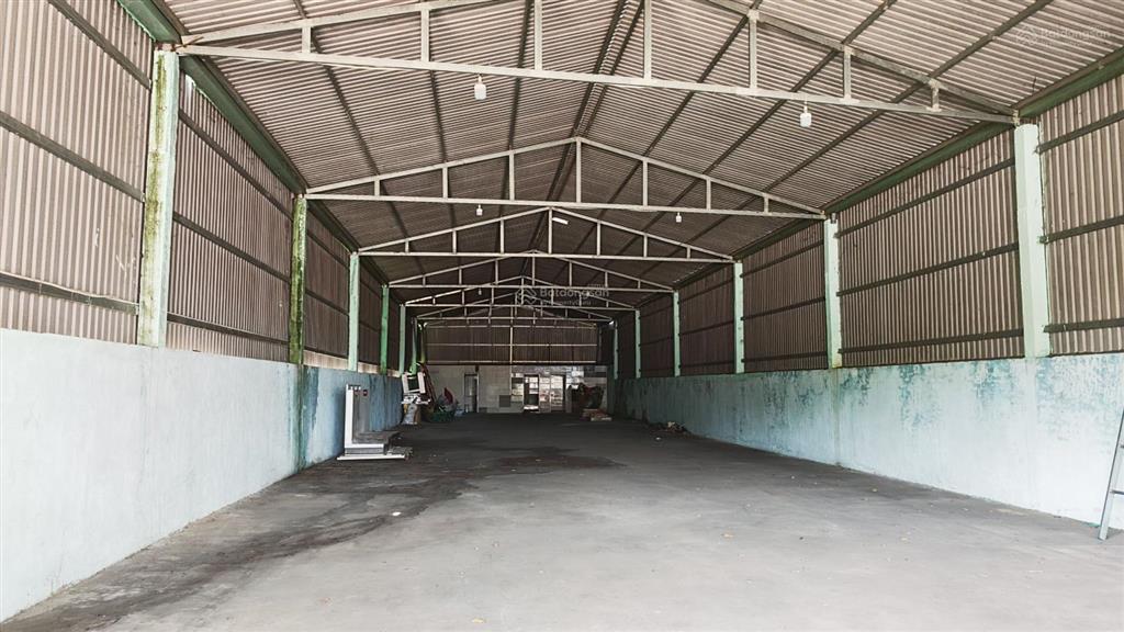 Bán kho xưởng, mt đt744, dt 10x50m