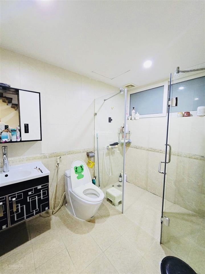 Đẹp mê ba đình! 7 tầng thang máy, 5m ra phố, thông kinh doanh, văn phòng, ô tô, full nội thất. 65m