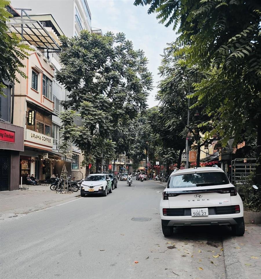 Đẹp mê ba đình! 7 tầng thang máy, 5m ra phố, thông kinh doanh, văn phòng, ô tô, full nội thất. 65m