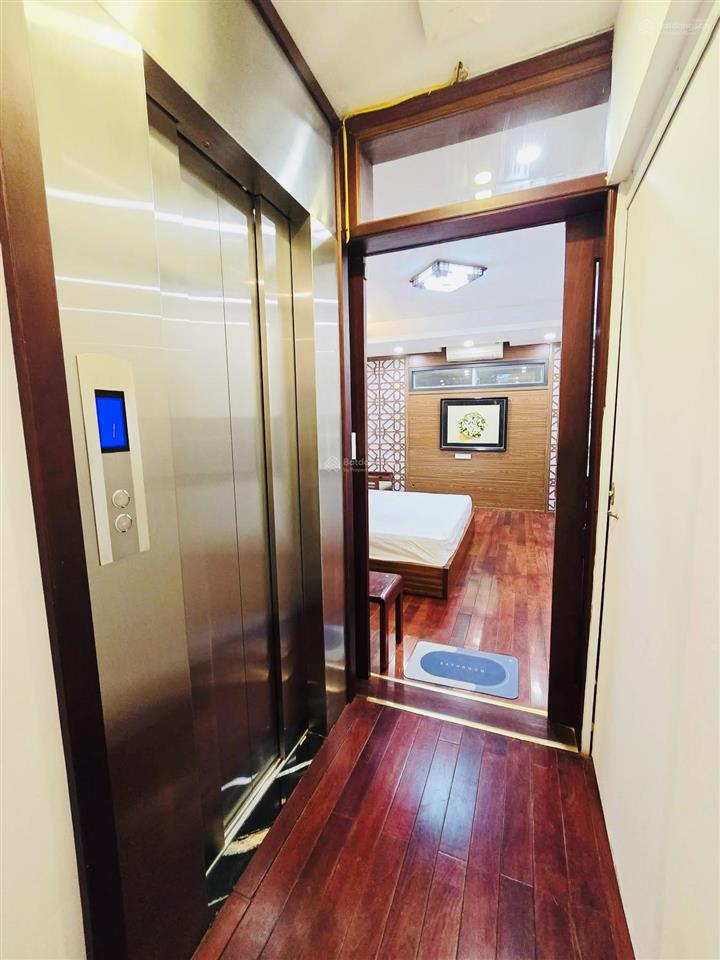Đẹp mê ba đình! 7 tầng thang máy, 5m ra phố, thông kinh doanh, văn phòng, ô tô, full nội thất. 65m