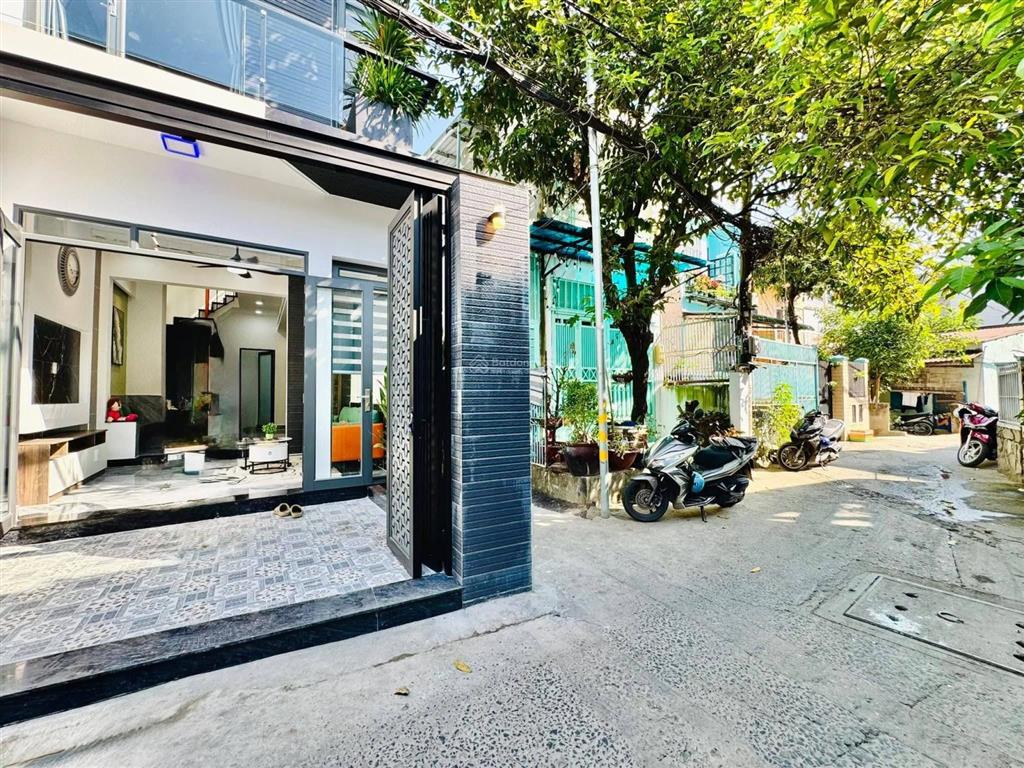 Bán nhà đẹp mới xây 3 tầng rộng thoáng p16, gò vấp, giá 6,25 tỷ