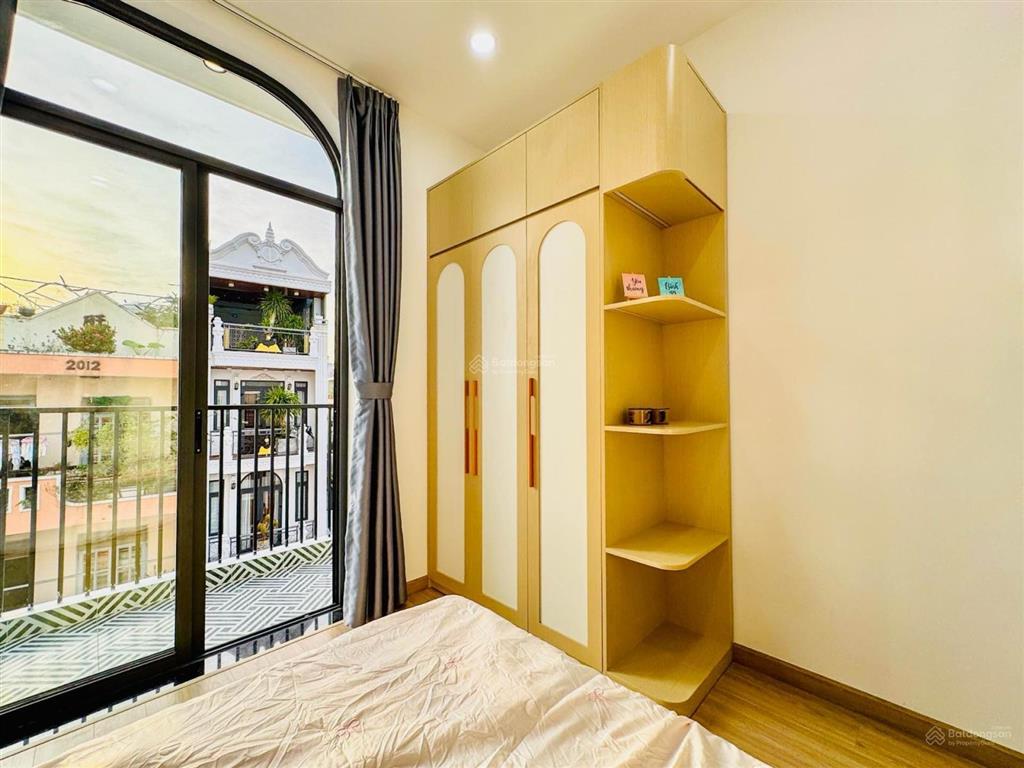 Chdv ngay nguyễn tư giản mới 100%  full nội thất  100m2  6 tầng  dòng tiền 1/2 tỷ/năm