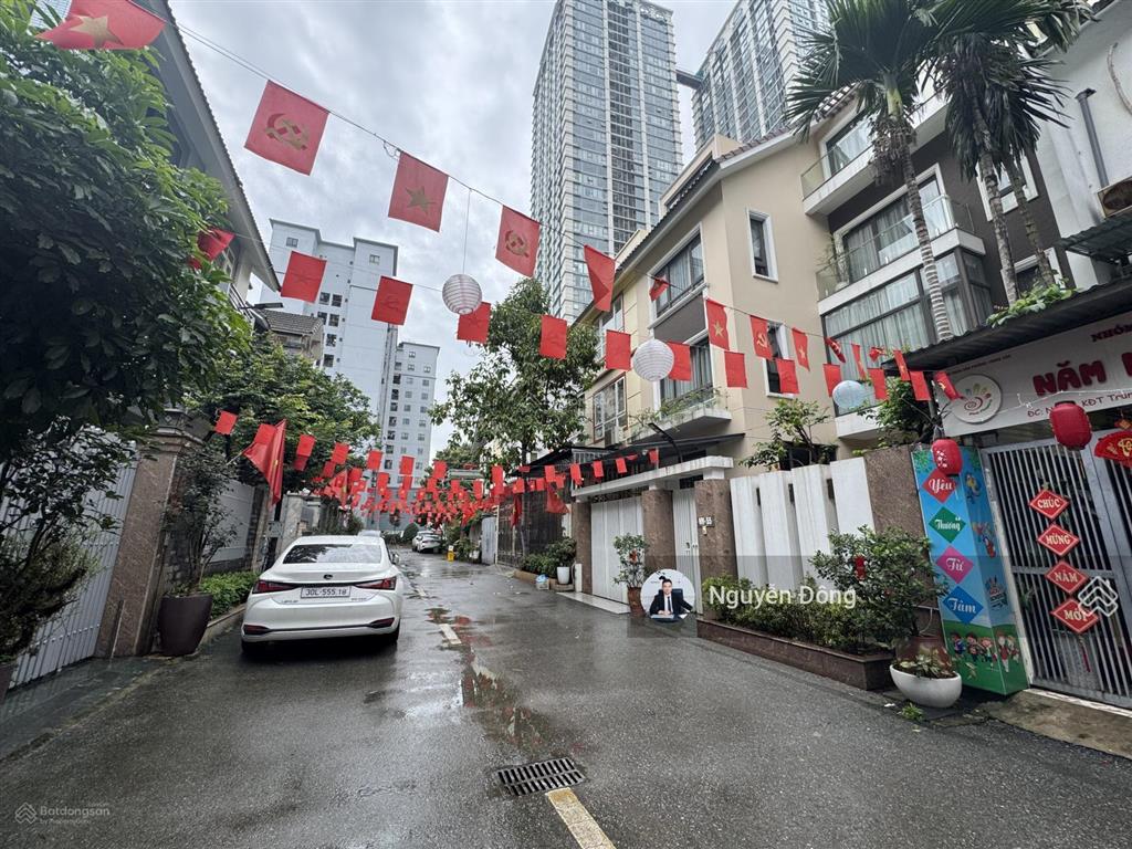 Bán biệt thự nhà vườn kđt mới trung văn, ô tô tránh, 110m2 4t mt 9m, giá 35.8 tỷ