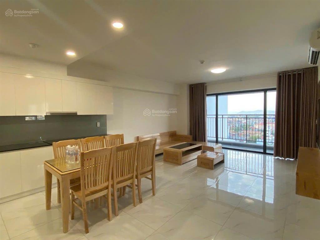 Chính chủ bán căn góc thoáng hơn 100m tầng trung 3pn, ban công rộng có nội thất toà hera (gem park)