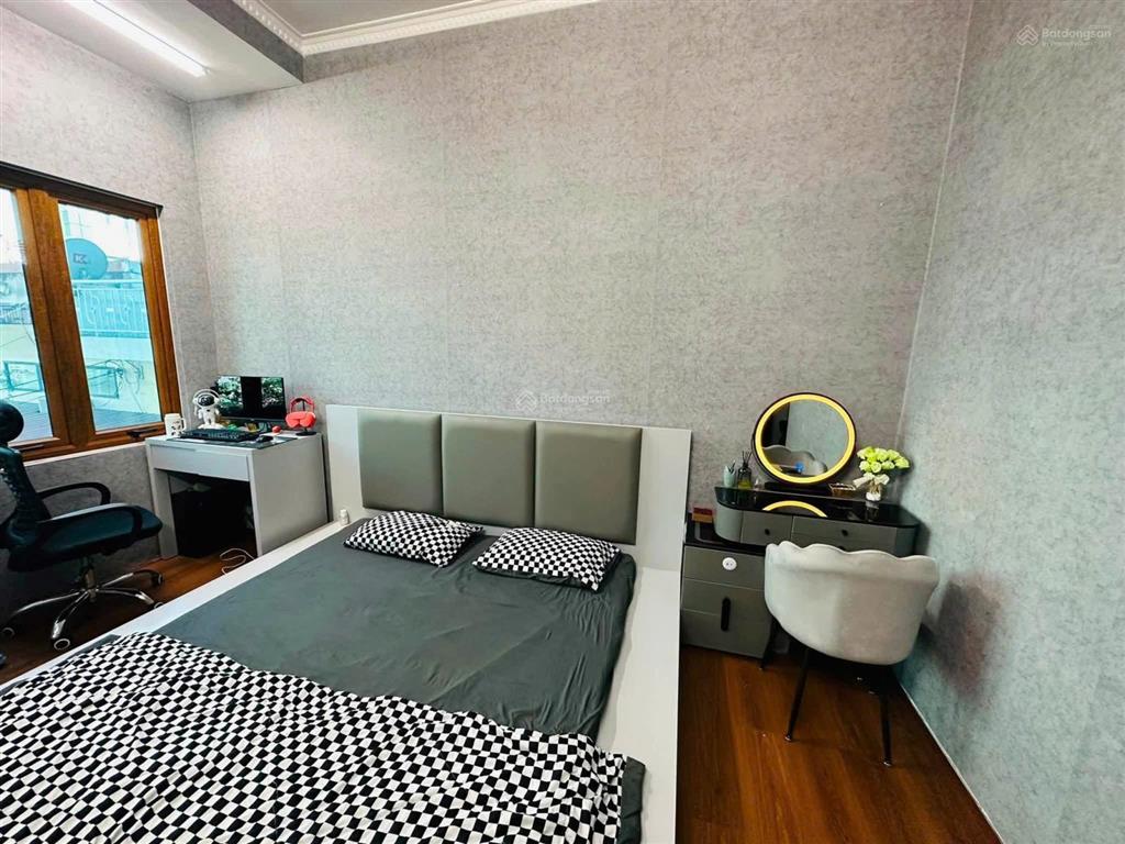 Nhà 3 tầng dân lập, dư hàng kênh, hải phòng