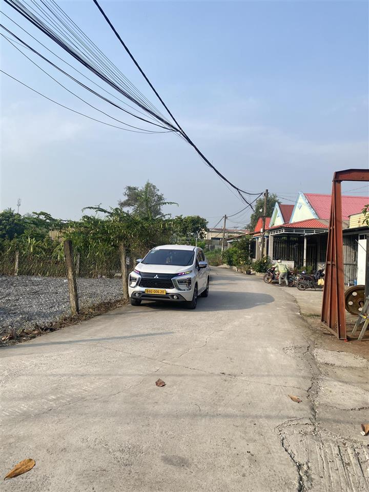 Bám rẻ nhà 98m2 có 81m2 thổ cư đối diện bv phạm ngọc thạch giá 4 tỷ