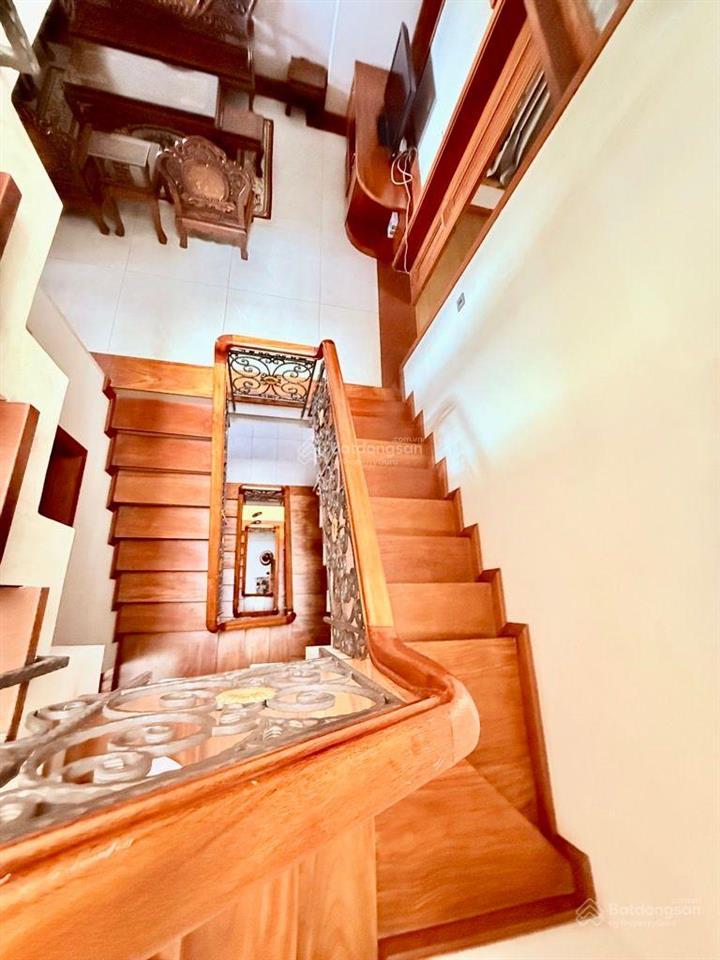 Bán siêu biệt thự tân bình, ga t3, gần 500m2 dtsd, vị trí vàng làm văn phòng đại diện, đẳng cấp