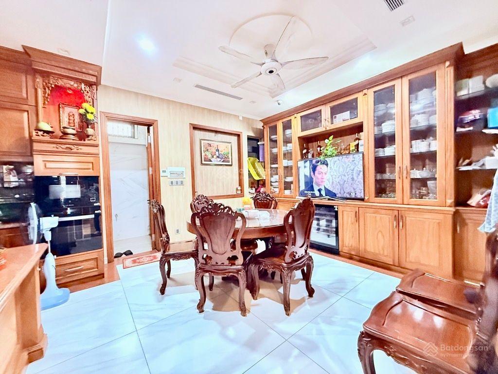 Bán siêu biệt thự tân bình, ga t3, gần 500m2 dtsd, vị trí vàng làm văn phòng đại diện, đẳng cấp