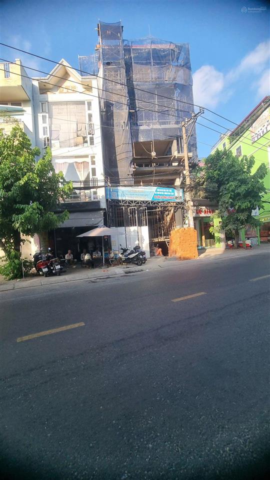 Bán nhà trần thái tông, 23 tỷ, 170m2, 4 tầng có 11 phòng, ngay chợ tân trụ, trạm metro 2, sân bay