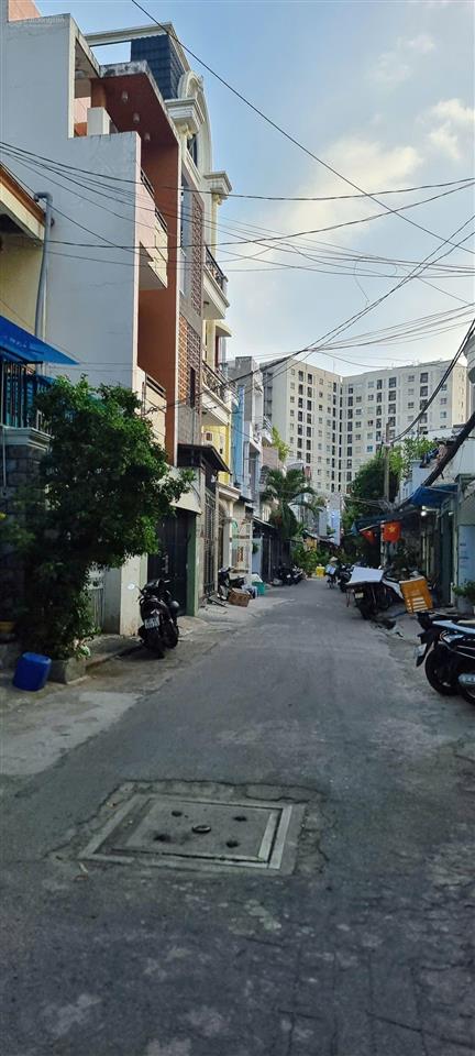 Hẻm xe tải thông, hẻm 118 phan huy ích, tân bình, nhà 3 tầng, 4*14m, 4 phòng, chỉ 7.2 tỷ