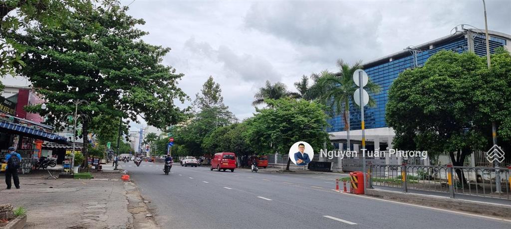 Bán 100m2 mặt tiền đường tây thạnh, tân phú  khu ẩm thực tây thạnh  kế sân bay, đh công thương