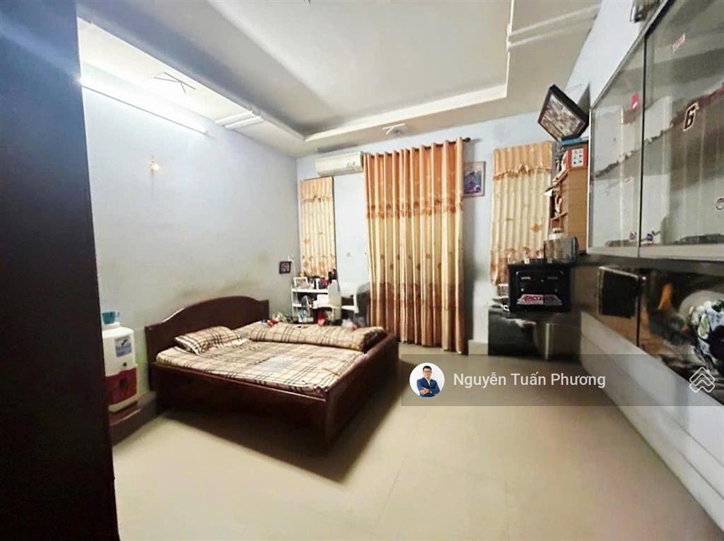 Hẻm xe tải thông  kế mặt tiền trường chinh  tân bình  5 tầng  6pn  dòng tiền 25 tr