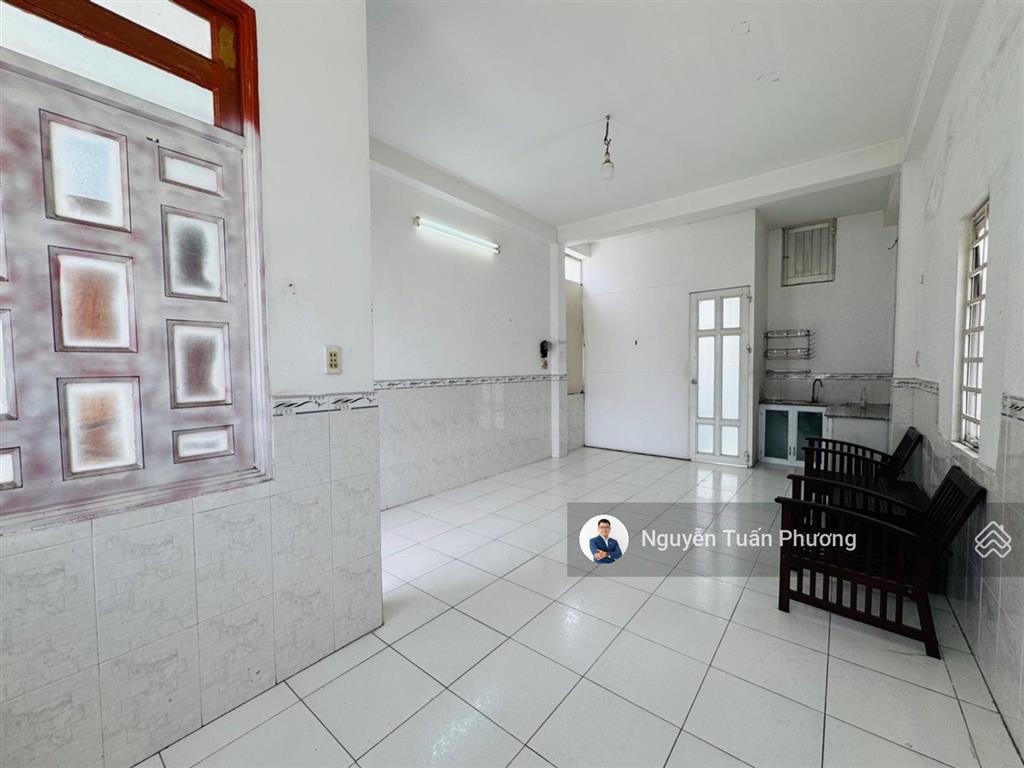 Diện tích 160m², ngang 9m, đường phan huy ích, 4 tầng đúc, mua ở hoặc cho thuê, chỉ hơn 15 tỷ