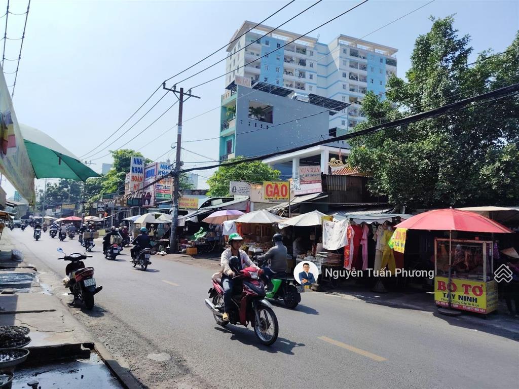 Nhà mt tân phú, 350m2 chỉ hơn 20 tỷ, hiện có 15pn + mặt bằng cho thuê 120tr, kế chợ tiện kd