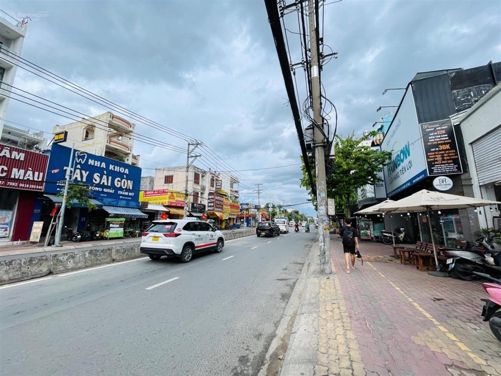 Bán nhà phan văn hớn  165m2  9,2 tỷ  ngang lớn gần 7m  tiện xây mới, cho thuê kho
