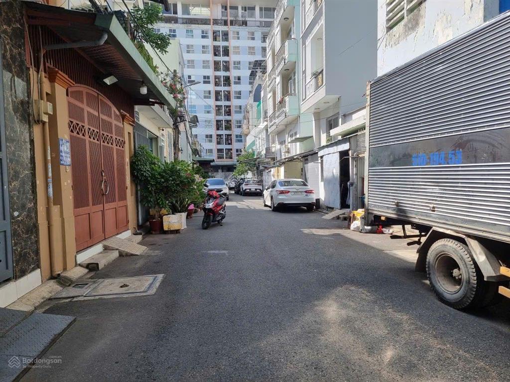 Nhà tân bình, đường 8m, khu phân lô an ninh, 5x18m, 3 tầng, kế metro, rất thuận tiện di chuyển