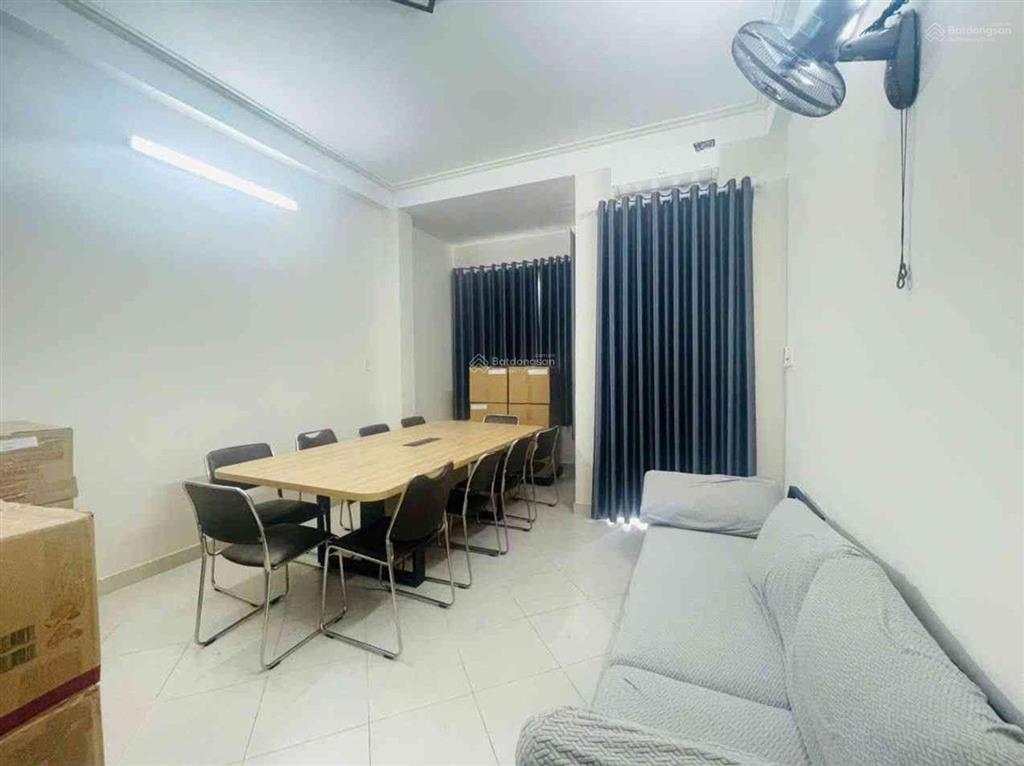 Cực hiếm  gần 80tr/m2  120m2  hẻm 7m thông phạm văn bạch, xây được 6 tầng, ở hoặc cho thuê