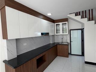 8,15 tỷ bán nhà trần vỹ 35m*5 tầng nhà đẹp  full đồ  ở luôn  vf3 đỗ cửa
