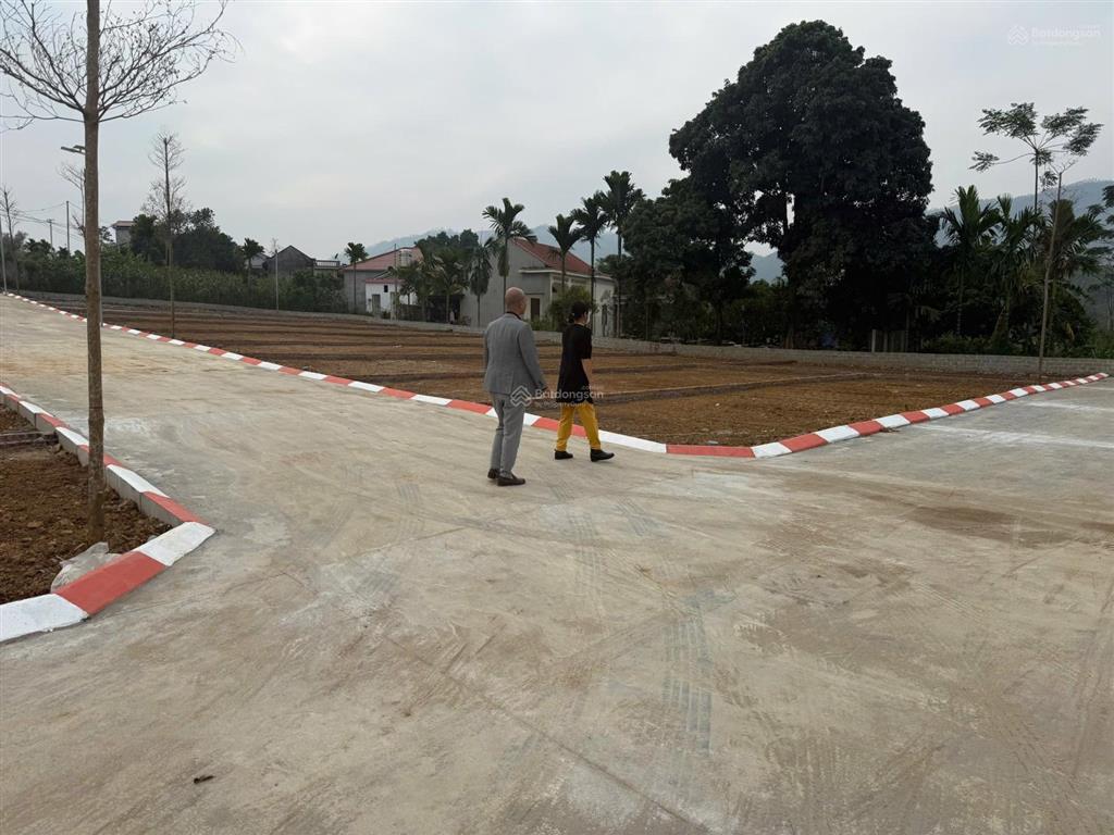 Bán gấp lô đất giá f0 ngay sát ba vì giá tốt 710tr/m2