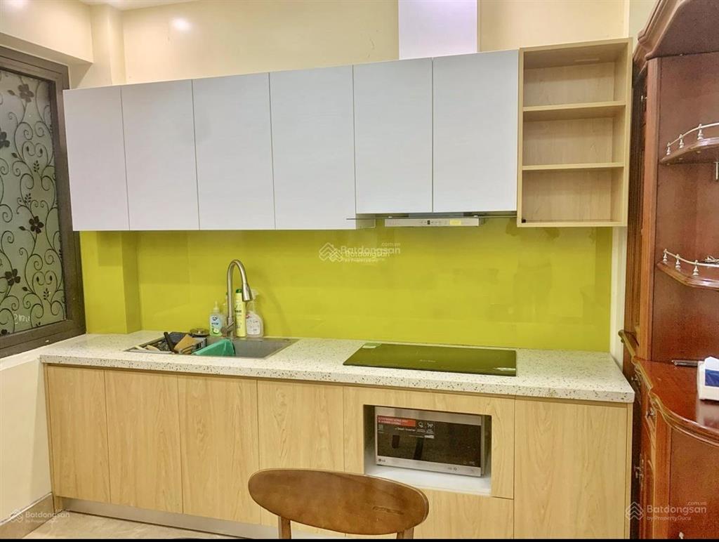 Chính chủ cho thuê căn hộ cao cấp. 2 ngủ 2 vệ sinh 1 khách. nội thất đầy đủ