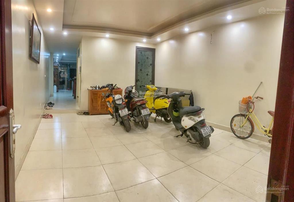 Chính chủ cho thuê căn hộ cao cấp. 2 ngủ 2 vệ sinh 1 khách. nội thất đầy đủ