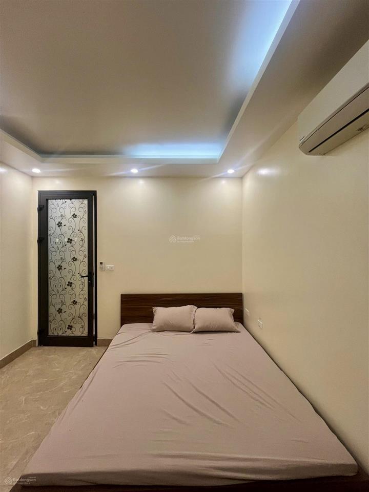 Chính chủ cho thuê căn hộ tầng 5 không chung chủ. 2 ngủ 2 vệ sinh 1 khách đầy đủ nội thất