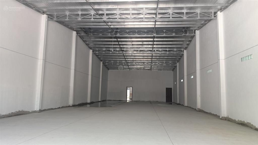 Cho thuê mặt bằng kho xưởng mặt tiền đường nguyễn văn quá, 700m2  22tr/th