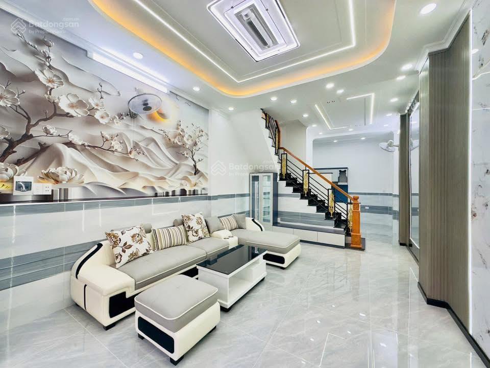 Bán nhà đường lâm thị hốtân chánh hiệpquận 12. hẽm 6m, 4x12,nhà đẹp vị trí đẹp