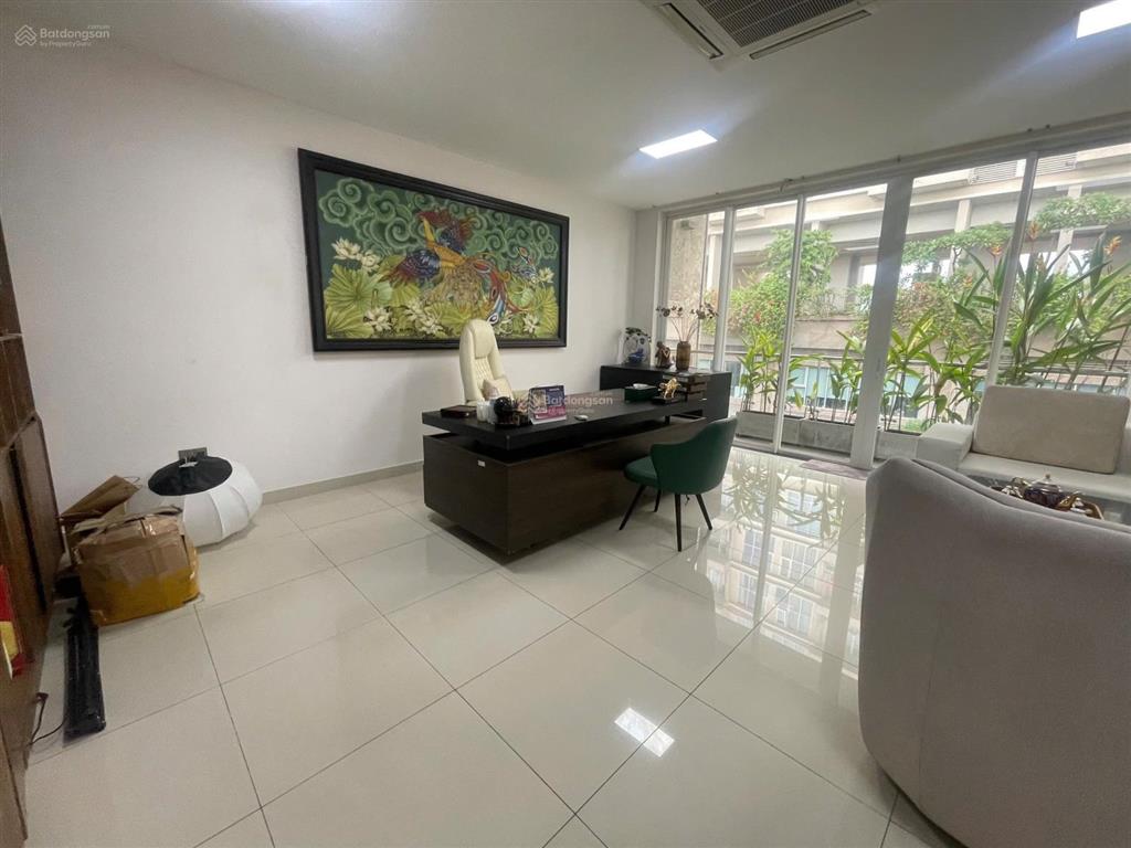 Tầng 4 nhà phố sala cho thuê, 90m2 giá 26 triệu/tháng