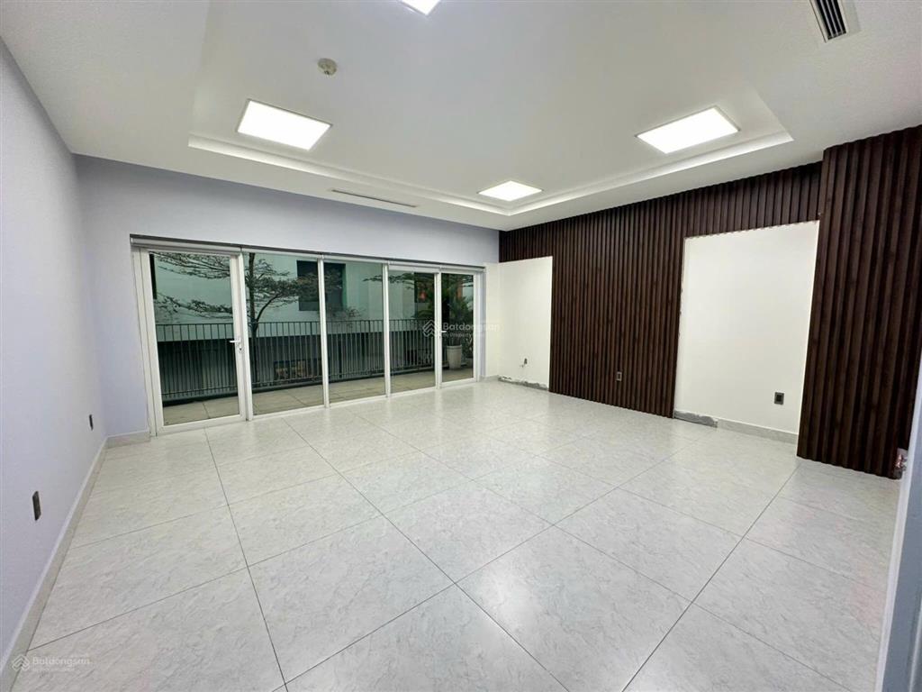 Nhà phố sala mặt tiền đường b2  5 tầng hoàn thiện đẹp giá 110 triệu