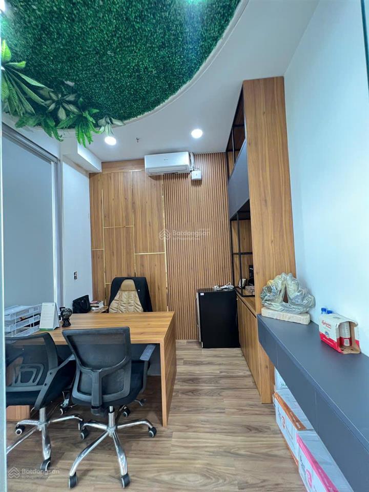 Shophouse sarina, 3 tầng, dtsd 230m2, giá 110 triệu/tháng hoàn thiện đẹp