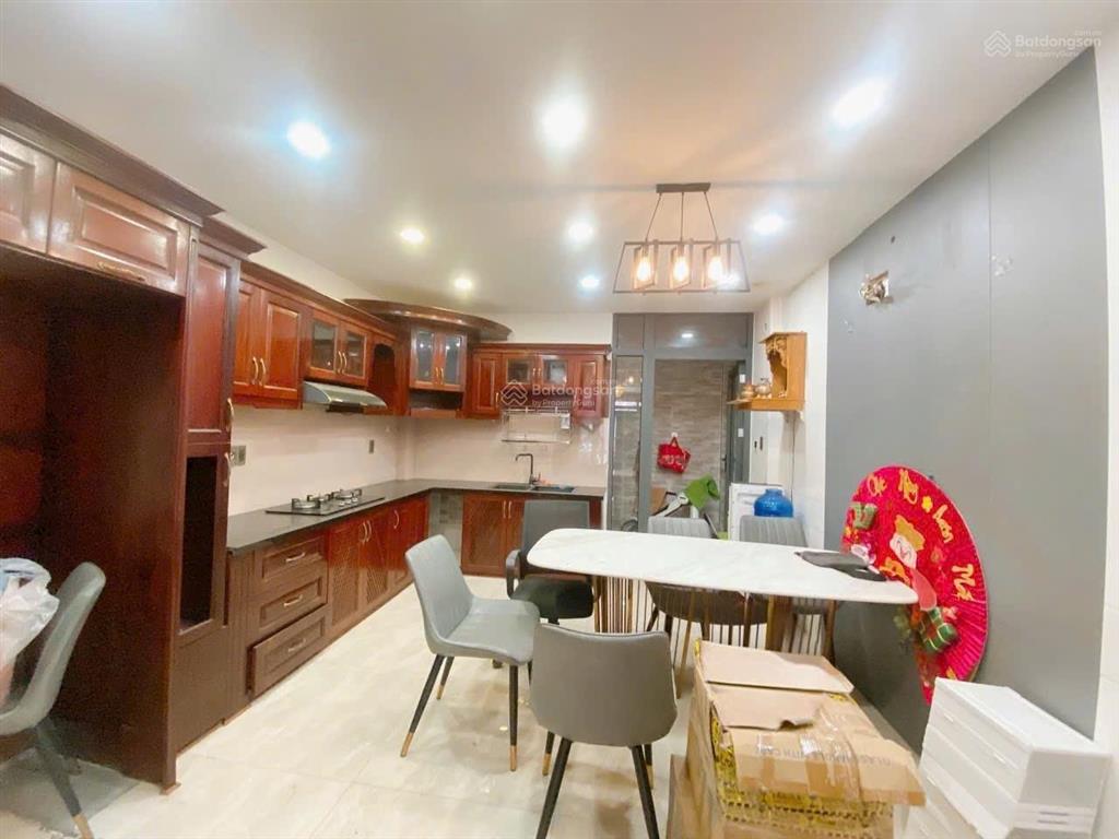 Hẻm 8m thông  trần văn ơn  tsn  tân phú  68m2  4tầng  10tỷ5,tl